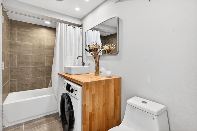 6211 Northwest Highway 400, Dallas, TX 75225