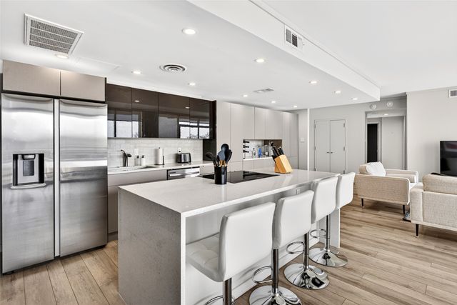 6211 Northwest Highway 400, Dallas, TX 75225