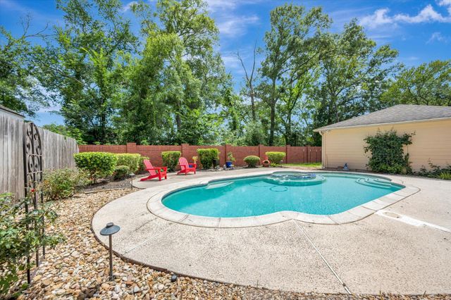 4306 Island Hills Drive, Pasadena, TX 77059