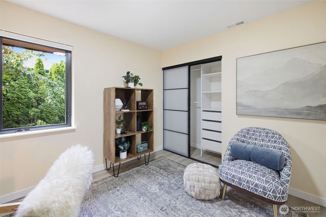 9518 18th Avenue NW, Seattle, WA 98117