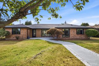 9518 18th Avenue NW, Seattle, WA 98117