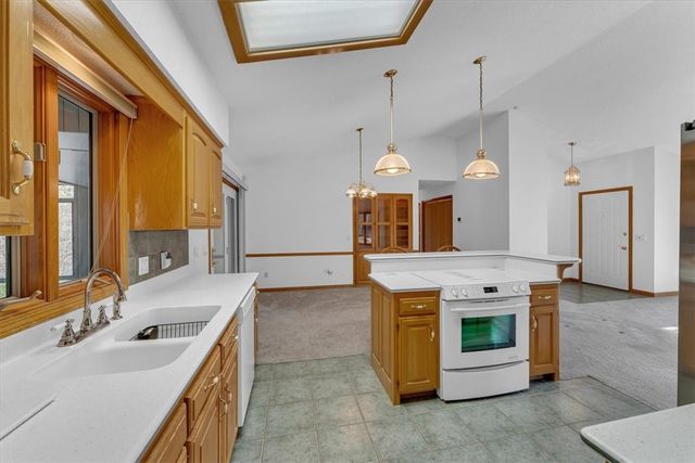 2 Wreay Lane, Bella Vista, AR 72714