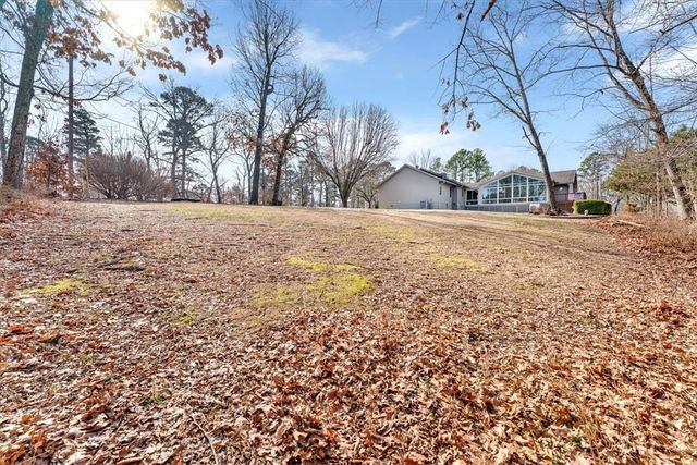 2 Wreay Lane, Bella Vista, AR 72714