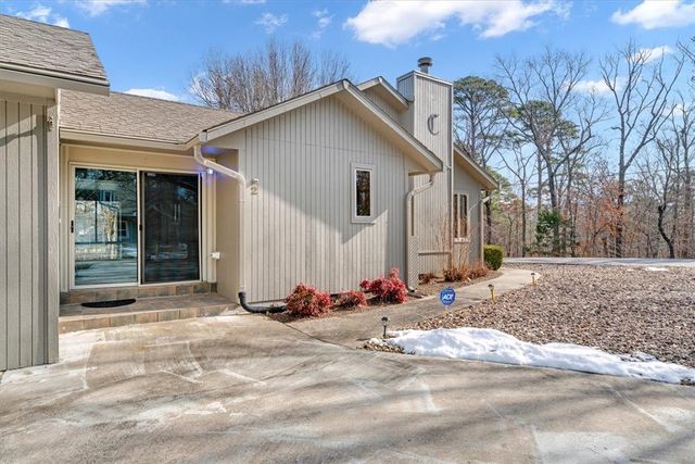 2 Wreay Lane, Bella Vista, AR 72714