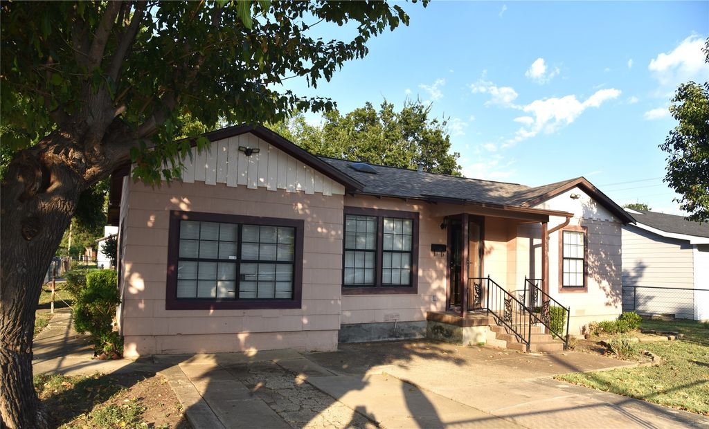 3816 Lebow Street, Fort Worth, TX 76106