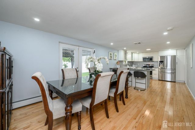 519 Calvert Road, North Brunswick, NJ 08902