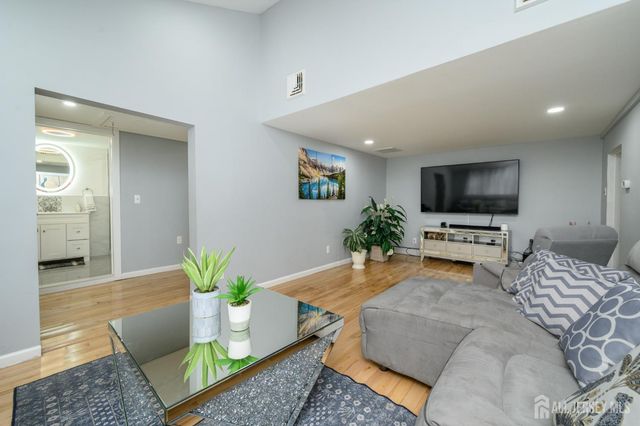 519 Calvert Road, North Brunswick, NJ 08902