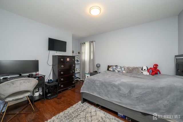 519 Calvert Road, North Brunswick, NJ 08902