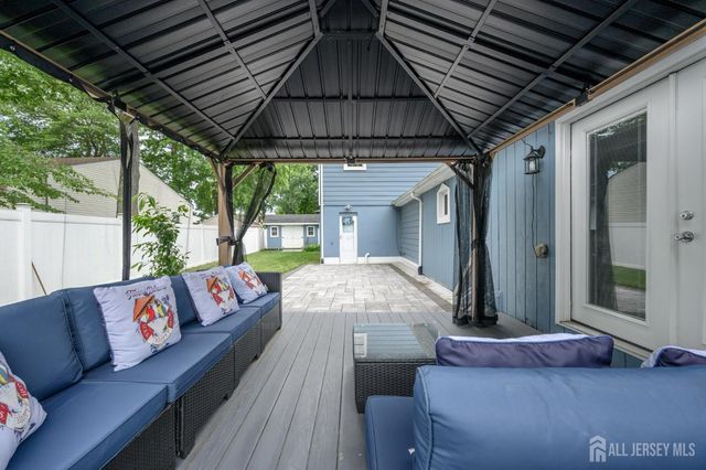519 Calvert Road, North Brunswick, NJ 08902