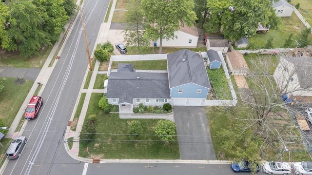 519 Calvert Road, North Brunswick, NJ 08902