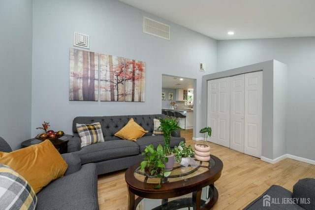 519 Calvert Road, North Brunswick, NJ 08902