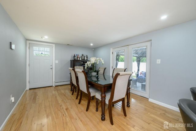 519 Calvert Road, North Brunswick, NJ 08902