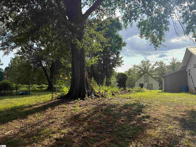 3407 Geer Highway, Marietta, SC 29661