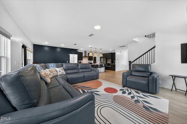 118 S Stonemill Trail, Wilsons Mills, NC 27520