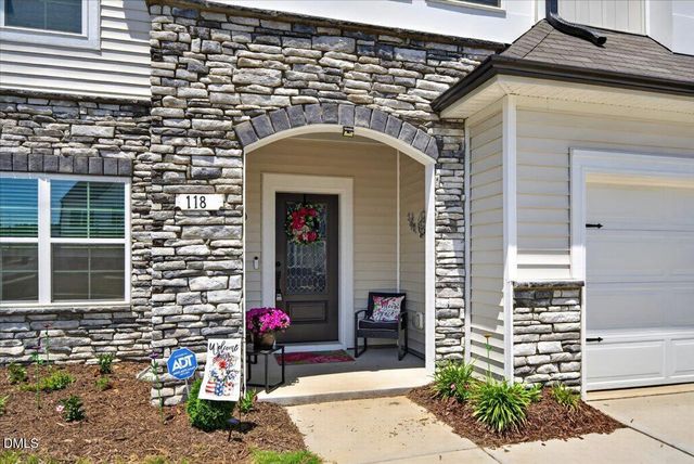 118 S Stonemill Trail, Wilsons Mills, NC 27520