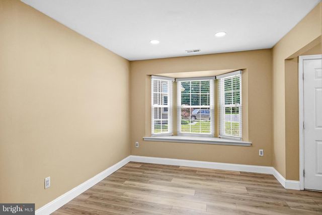 16 EDDLEWOOD PL, Mount Laurel, NJ 08054