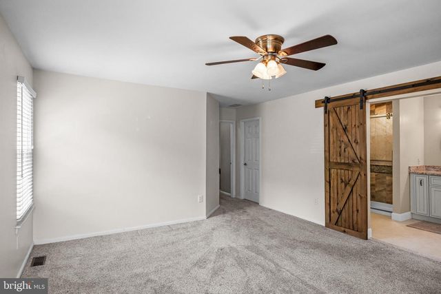 16 EDDLEWOOD PL, Mount Laurel, NJ 08054