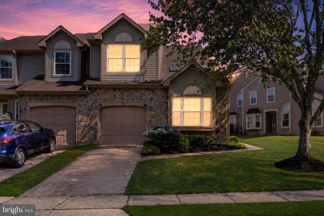 16 EDDLEWOOD PL, Mount Laurel, NJ 08054
