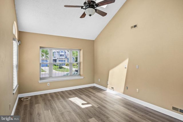 16 EDDLEWOOD PL, Mount Laurel, NJ 08054