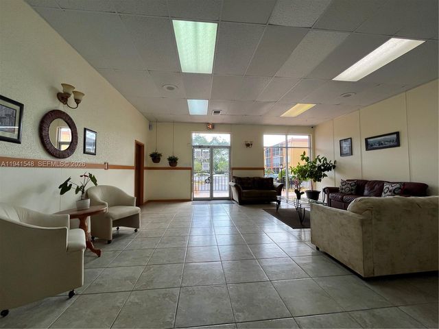 4344 NW 9th Avenue 93D, Deerfield Beach, FL 33064
