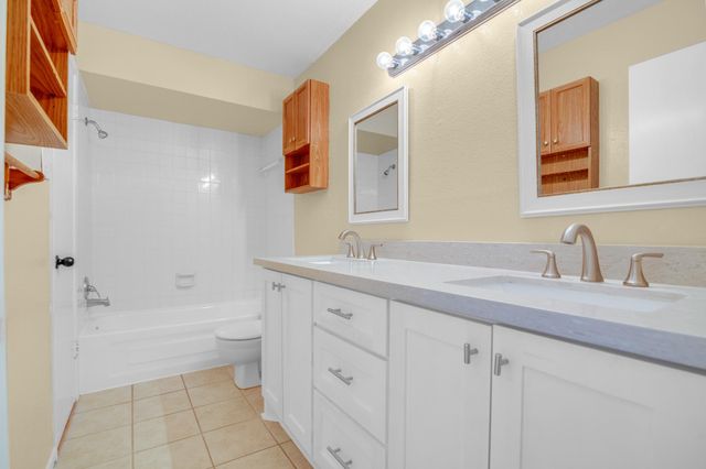 3220 69th Street H8, Galveston, TX 77551