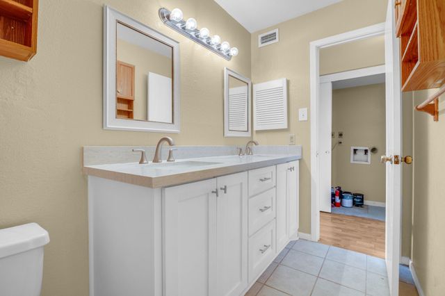 3220 69th Street H8, Galveston, TX 77551
