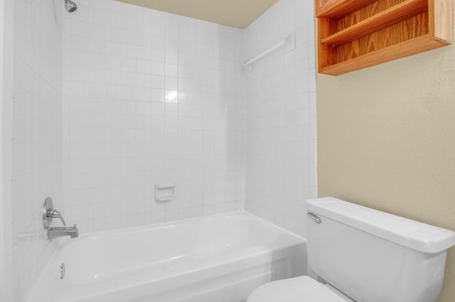 3220 69th Street H8, Galveston, TX 77551