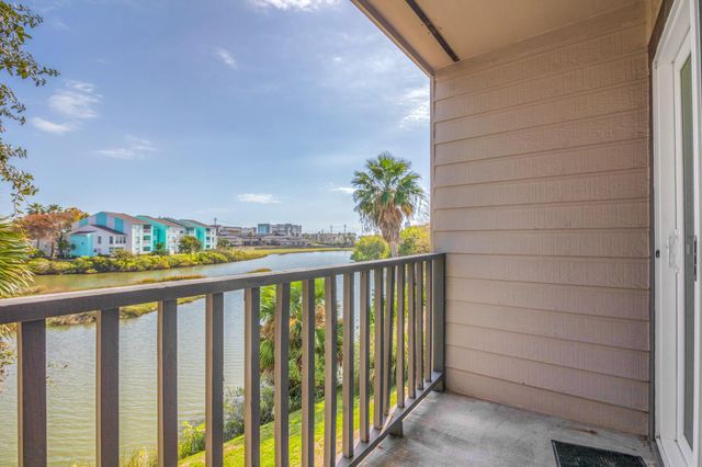 3220 69th Street H8, Galveston, TX 77551