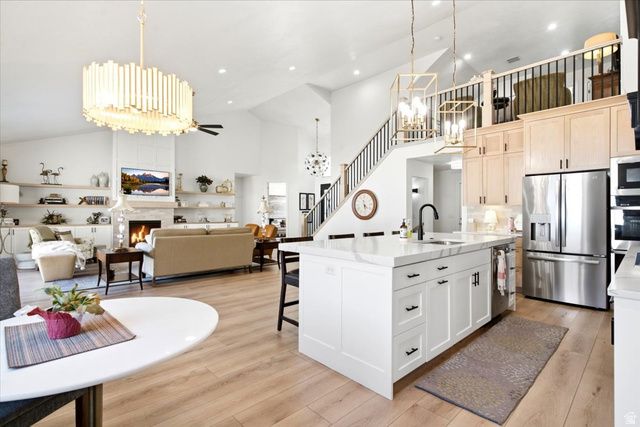 838 E MOUNTAIN RD, North Ogden, UT 84414