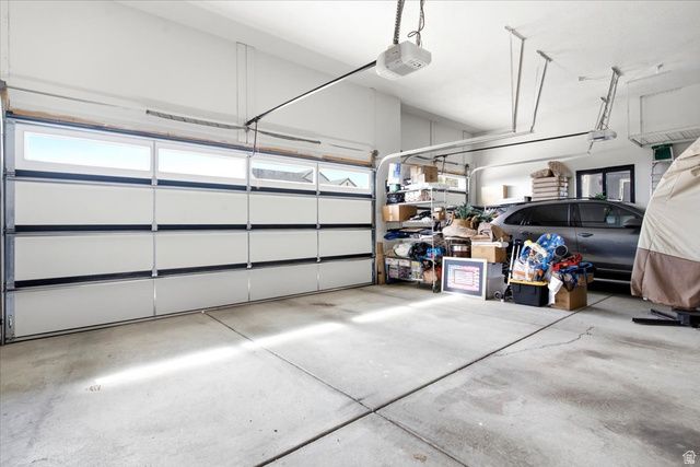 838 E MOUNTAIN RD, North Ogden, UT 84414