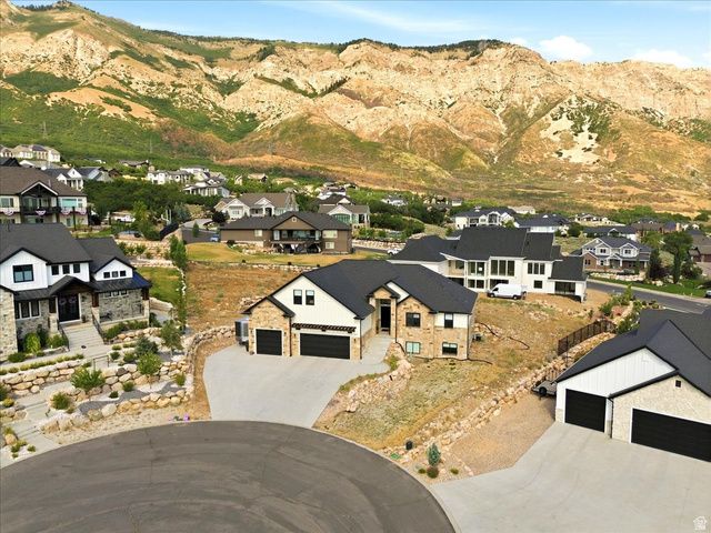 838 E MOUNTAIN RD, North Ogden, UT 84414