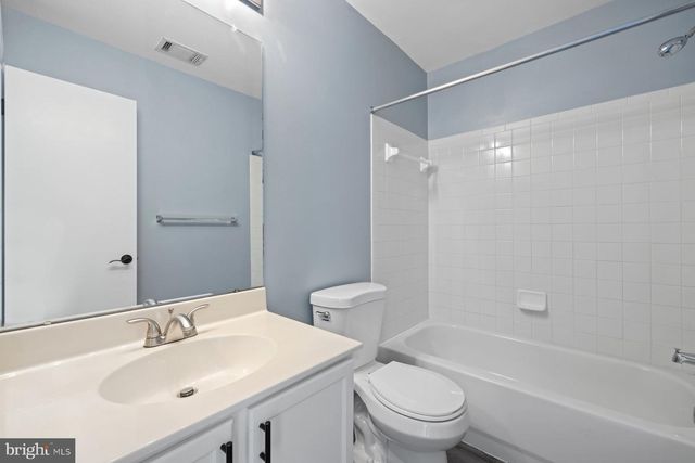 113 LAVENPORT CIR, Frederick, MD 21702