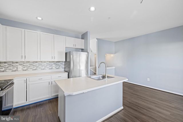 113 LAVENPORT CIR, Frederick, MD 21702