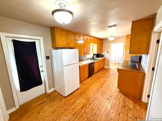 27320 Toutant Beauregard Road, Boerne, TX 78006