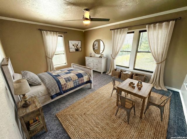 27320 Toutant Beauregard Road, Boerne, TX 78006