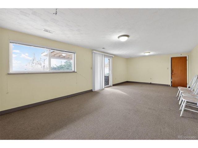 8714 W 67th Pl, Arvada, CO 80004