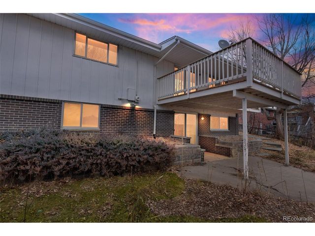 8714 W 67th Pl, Arvada, CO 80004