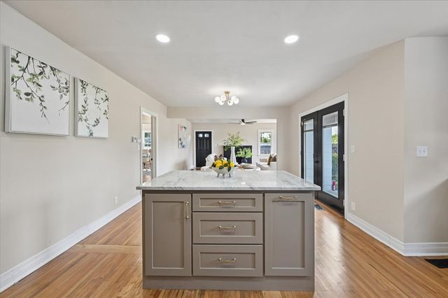 103 S Knoxville Avenue, Tulsa, OK 74112