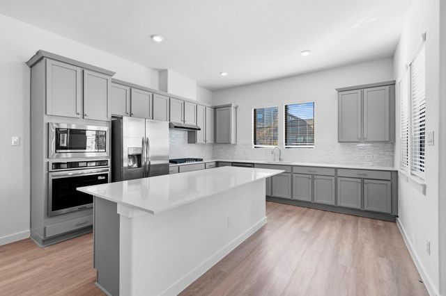 3313 City Heart Avenue, Richmond, TX 77406