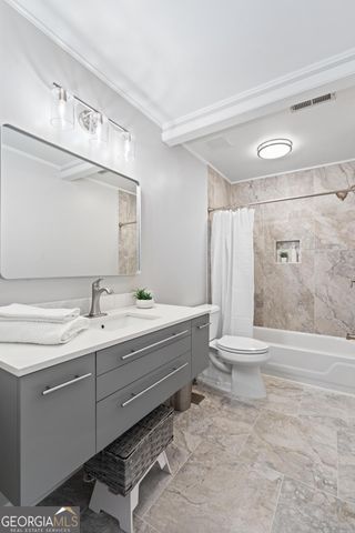 833 Southern Shore Drive, Peachtree City, GA 30269