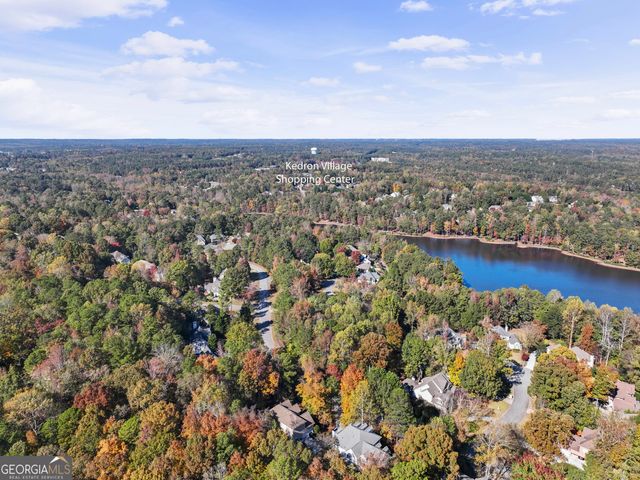 833 Southern Shore Drive, Peachtree City, GA 30269