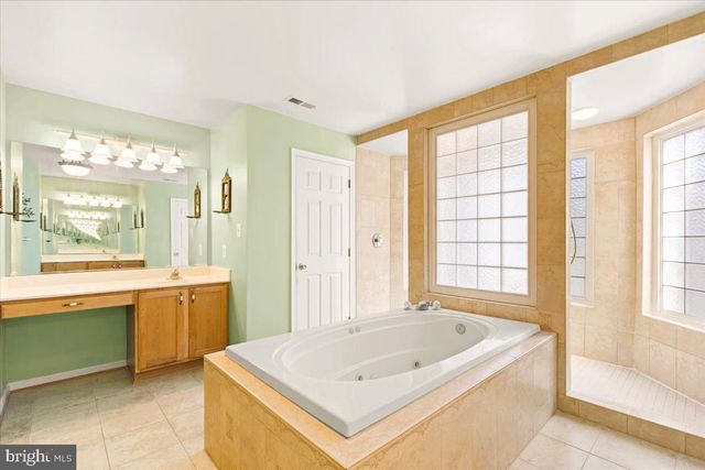 335 SUMMITWOOD DR, Huntingtown, MD 20639