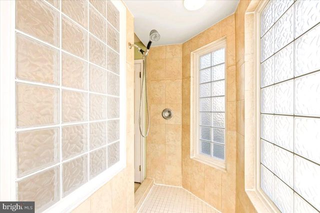335 SUMMITWOOD DR, Huntingtown, MD 20639