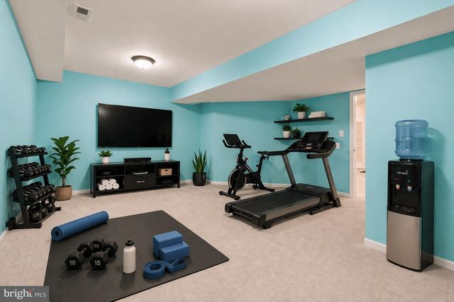 335 SUMMITWOOD DR, Huntingtown, MD 20639