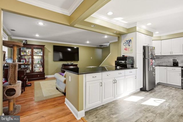 2016 HARBOUR DR E, Palmyra, NJ 08065