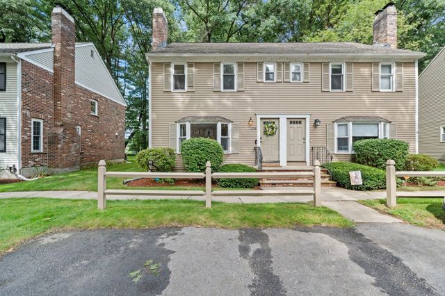 278 Wellman Ave 278, Chelmsford, MA 01863