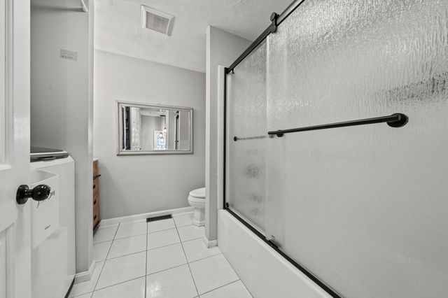 278 Wellman Ave 278, Chelmsford, MA 01863