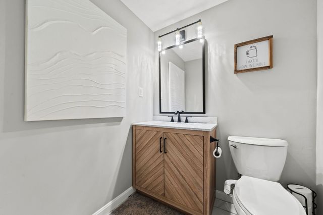 278 Wellman Ave 278, Chelmsford, MA 01863