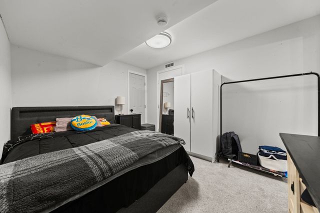 278 Wellman Ave 278, Chelmsford, MA 01863