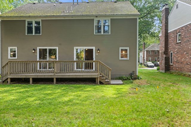 278 Wellman Ave 278, Chelmsford, MA 01863